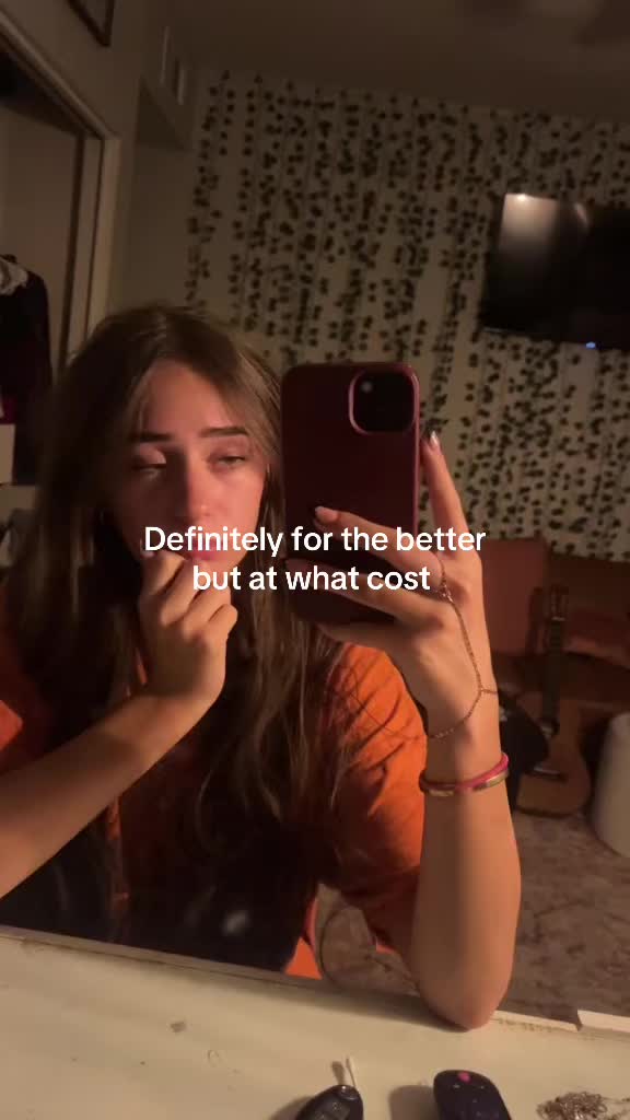 @🦦
