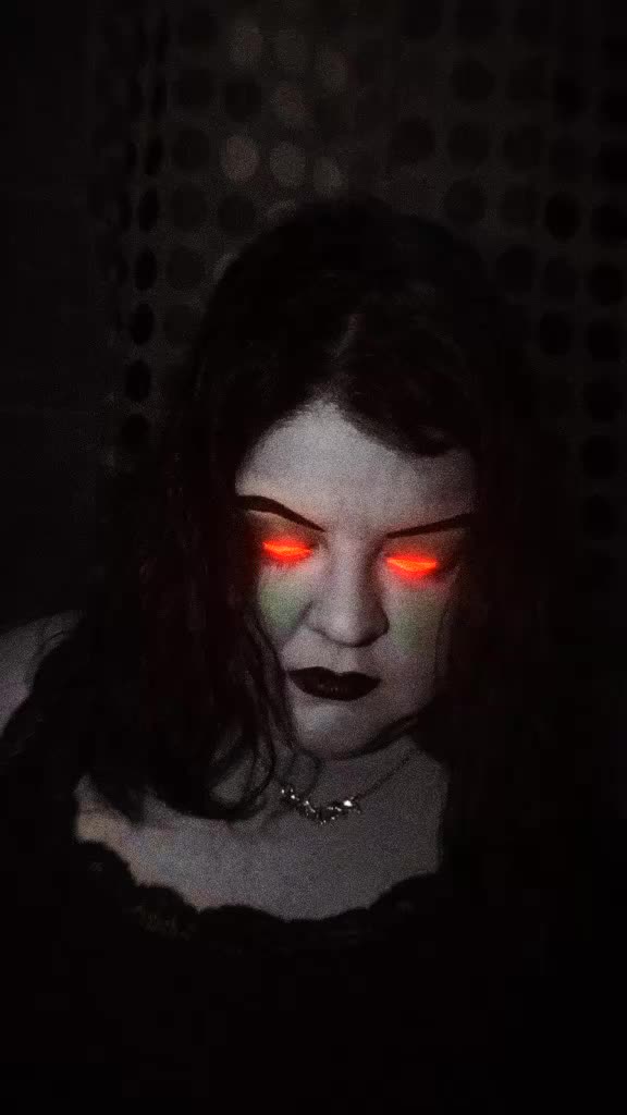 @Raven Satine Quinn Bathory
