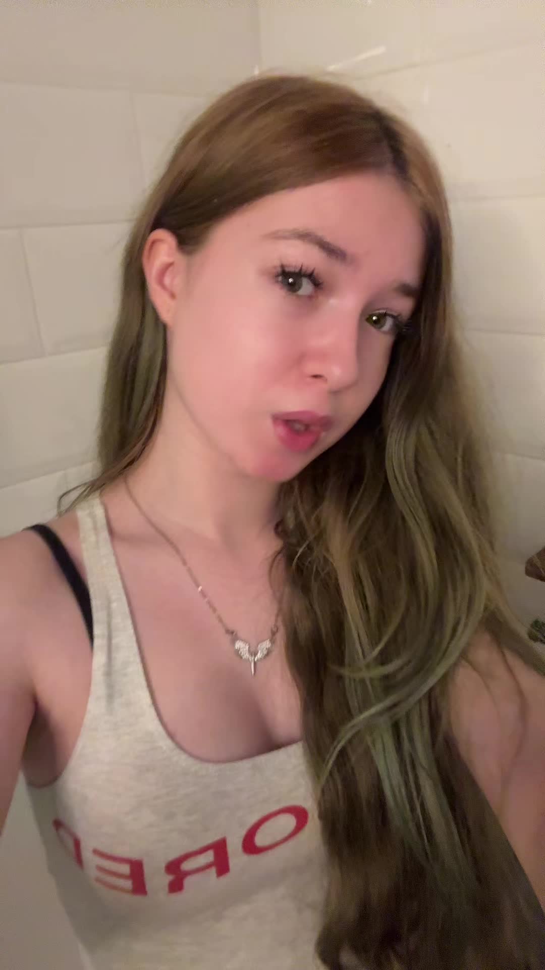 @тгк:тисака спит