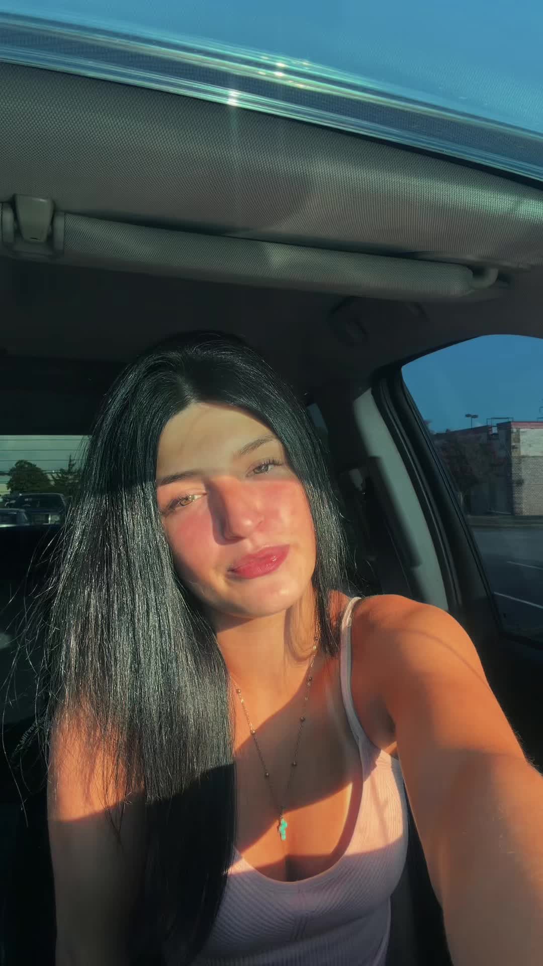 @ℬ𝓇𝒾ℯ.