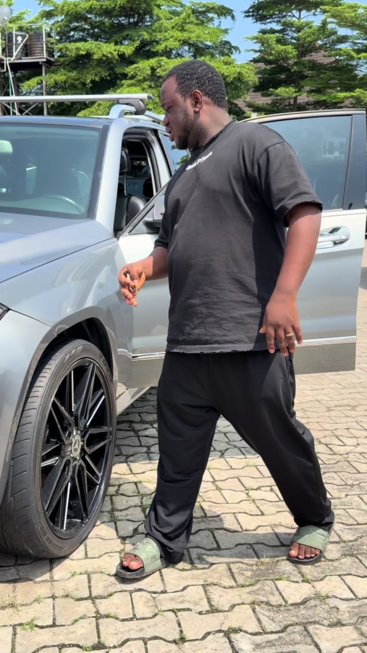 @Mr Kay autos