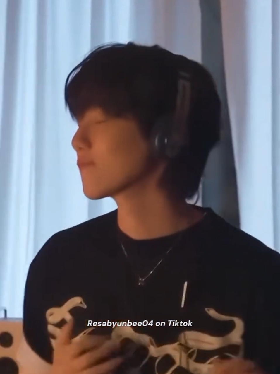 @Baekhyunee_kyoong