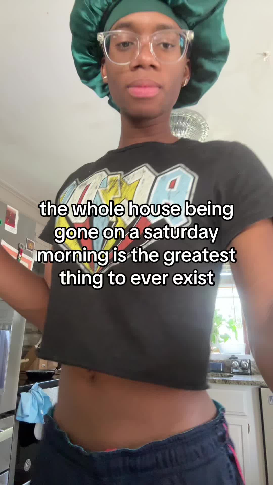 @handfullass