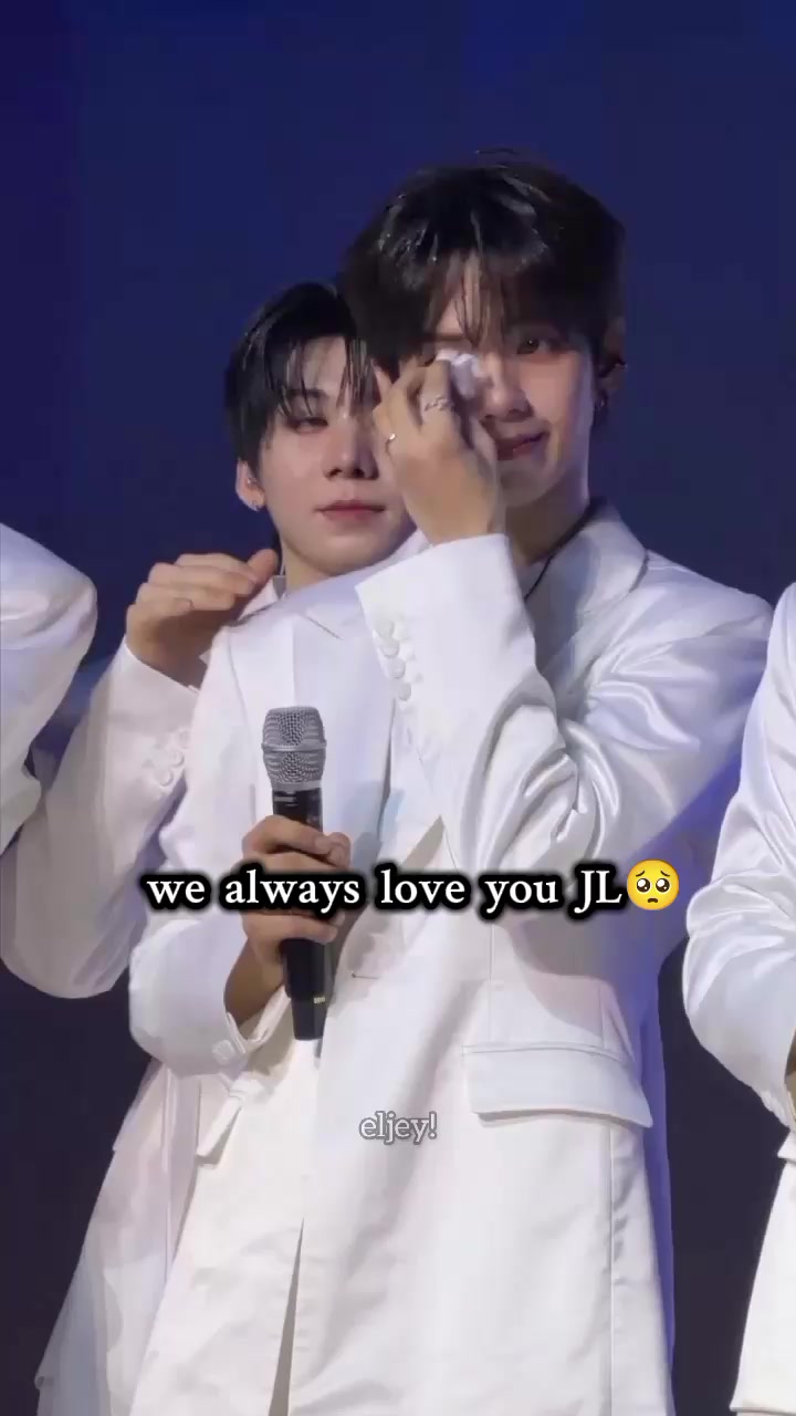 @-jwlz-
