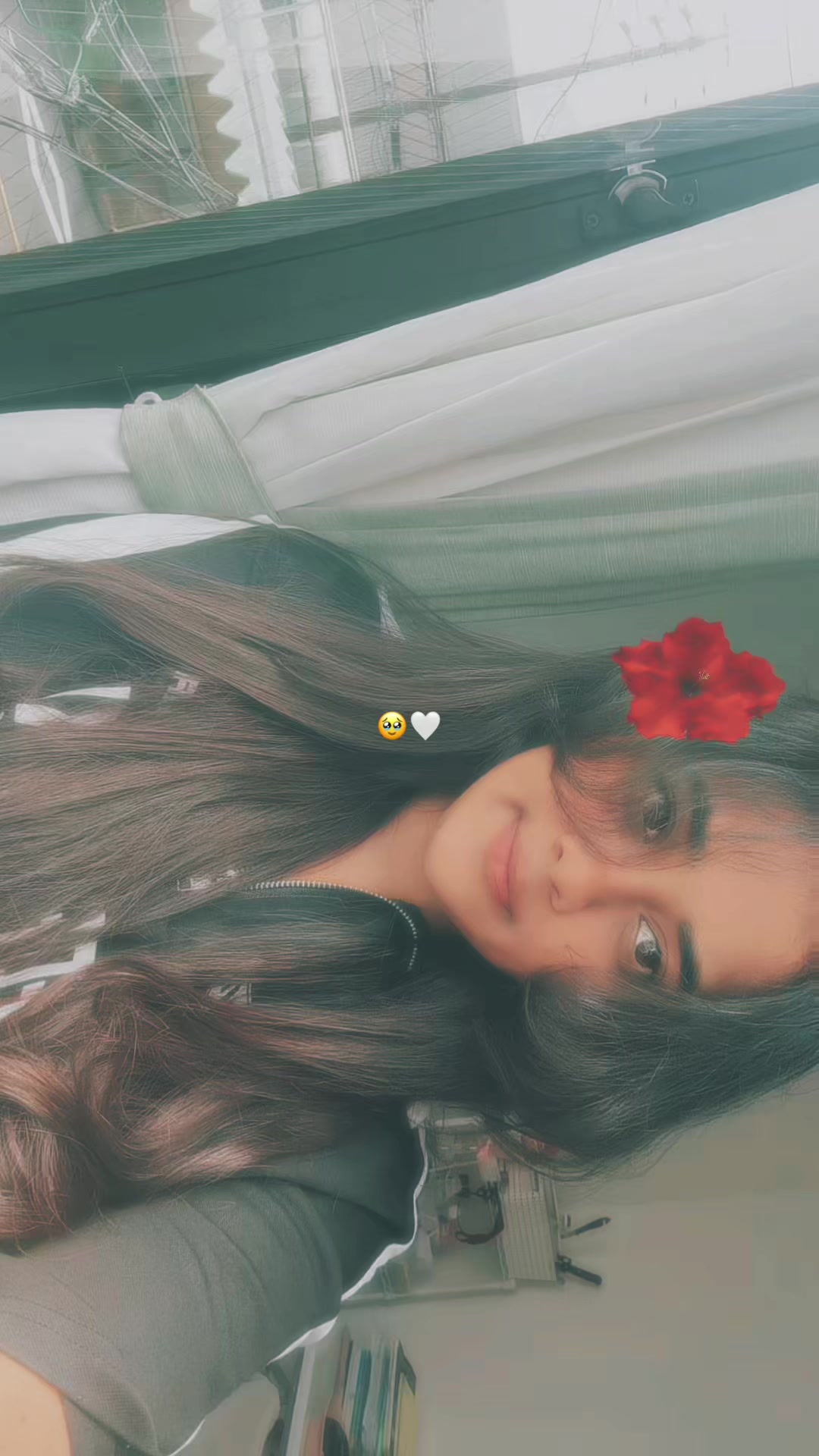 @𝑫 𝑬 𝓦 &bull;🦋🇯🇵'