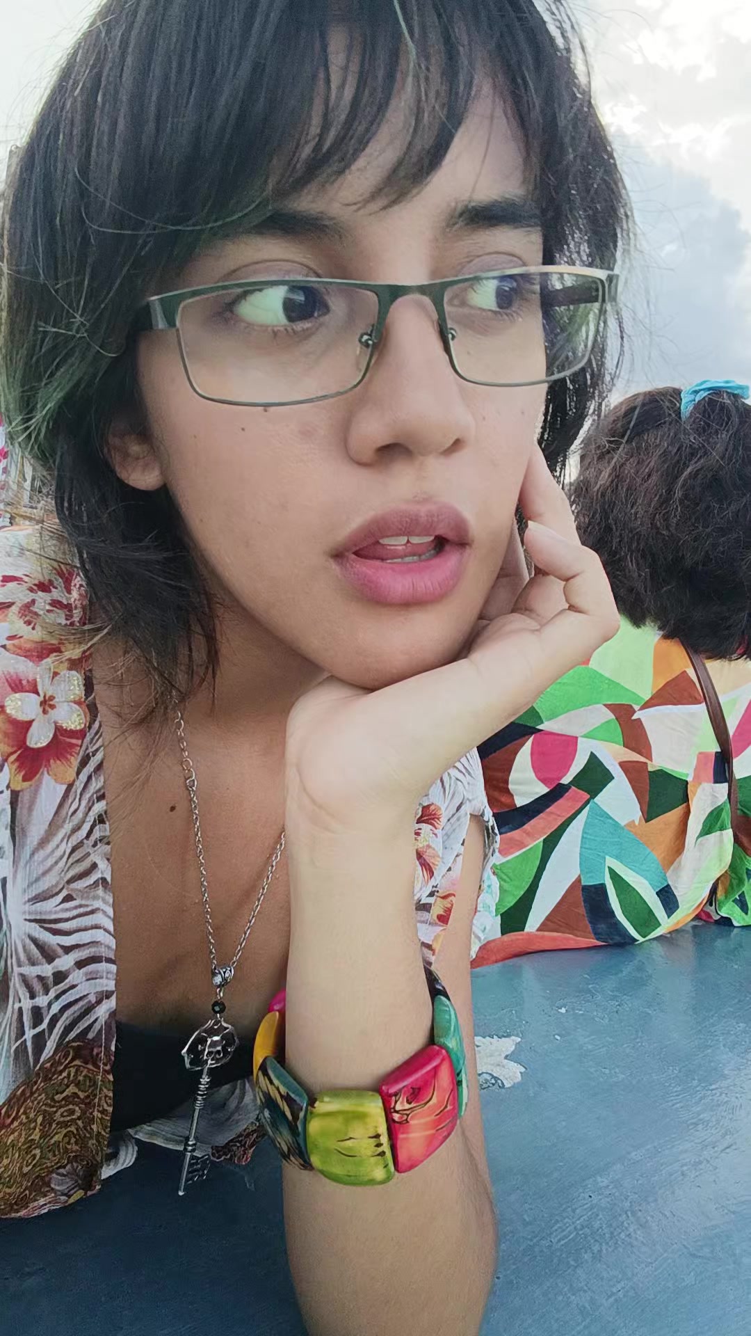 @:3