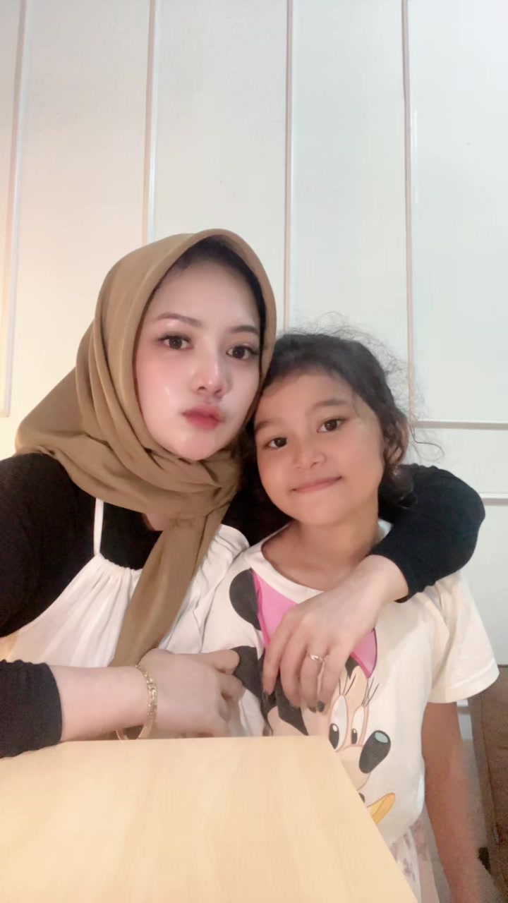 @LindaErwiyanaa
