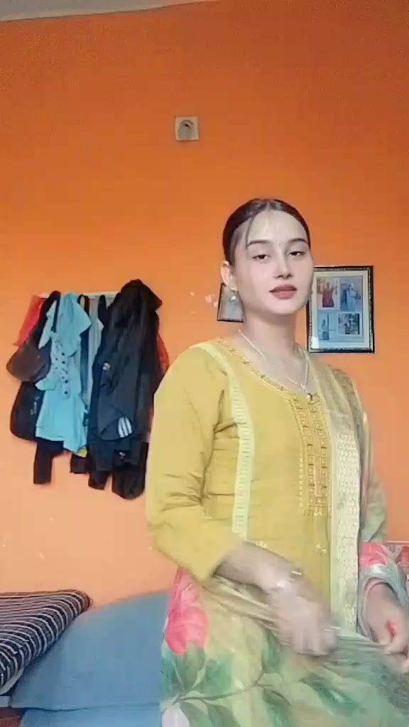 @Khushi🌼🌏❤️