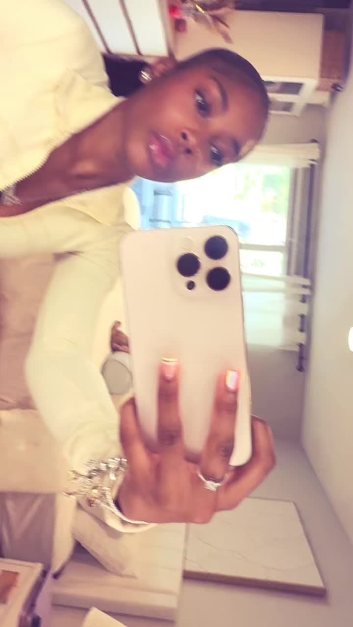 @myahlicious
