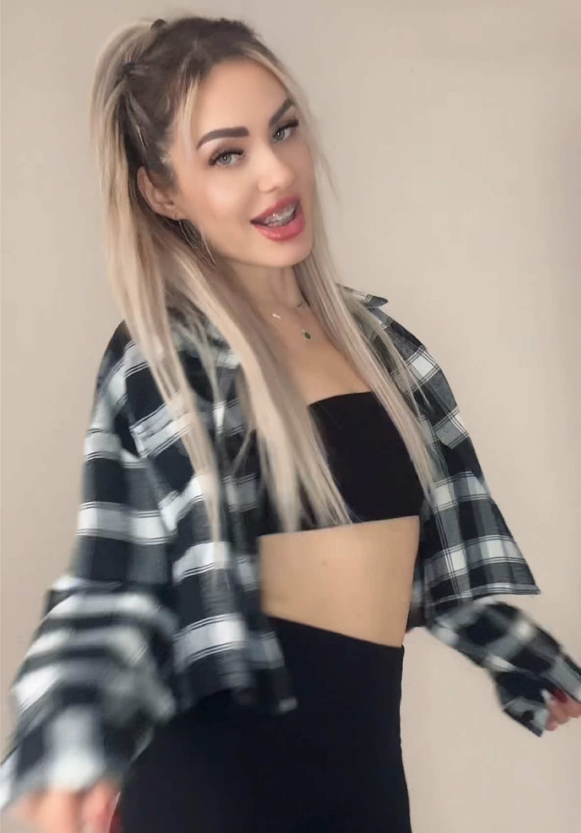 @Elena Gutu