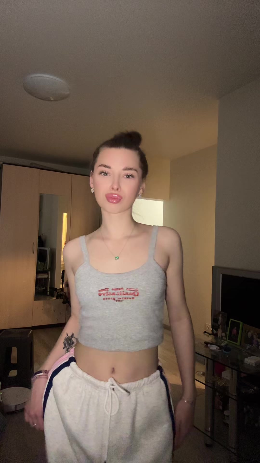 @Алечка😻💗❤️