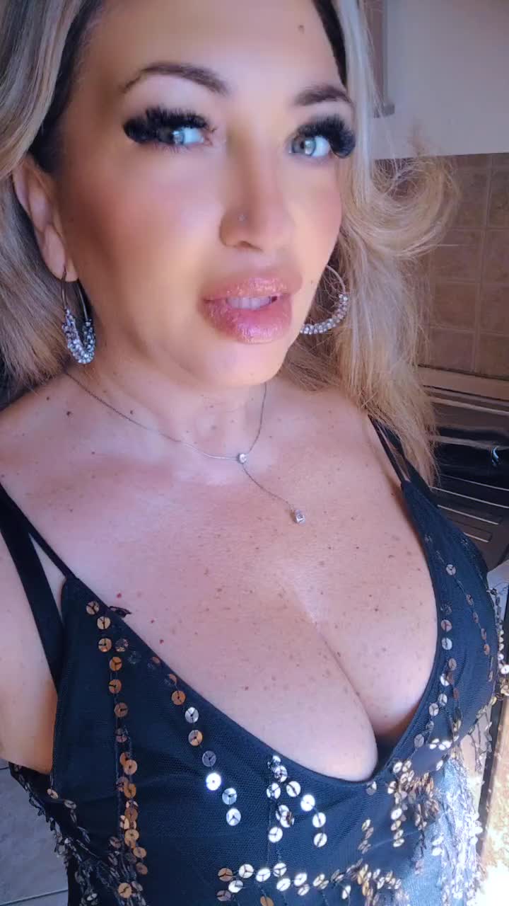@Titty