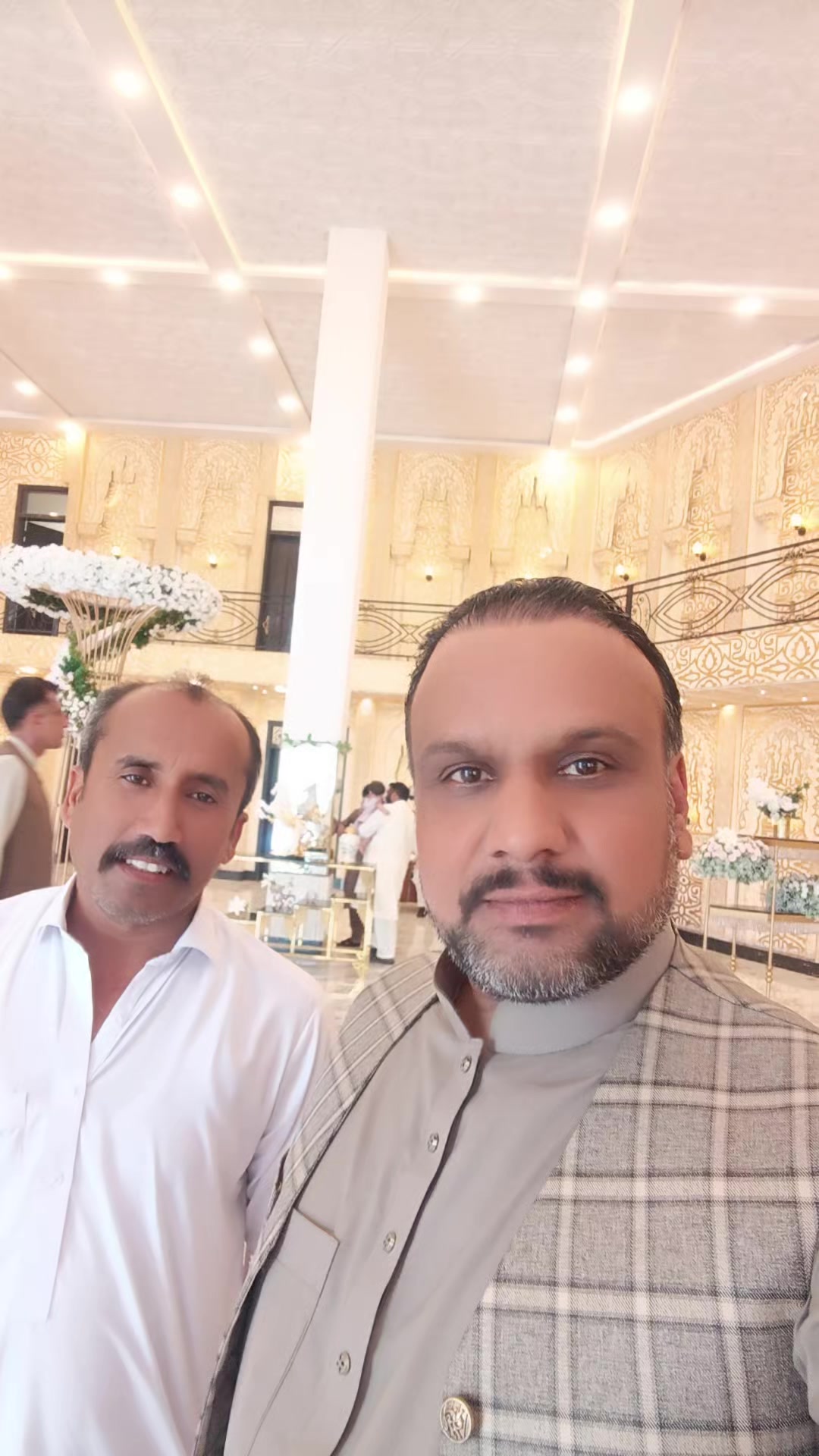 @Ayaz Mughal