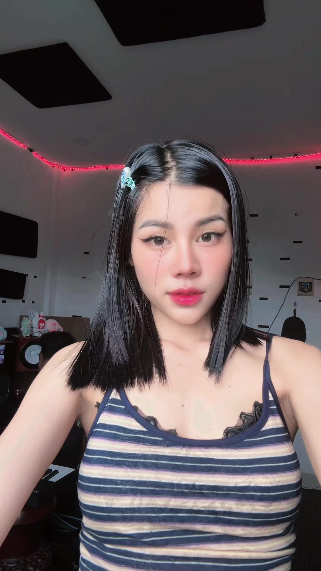 @ផេកឈ្មោះ👉🏻: ងីម រ៉ាណេ