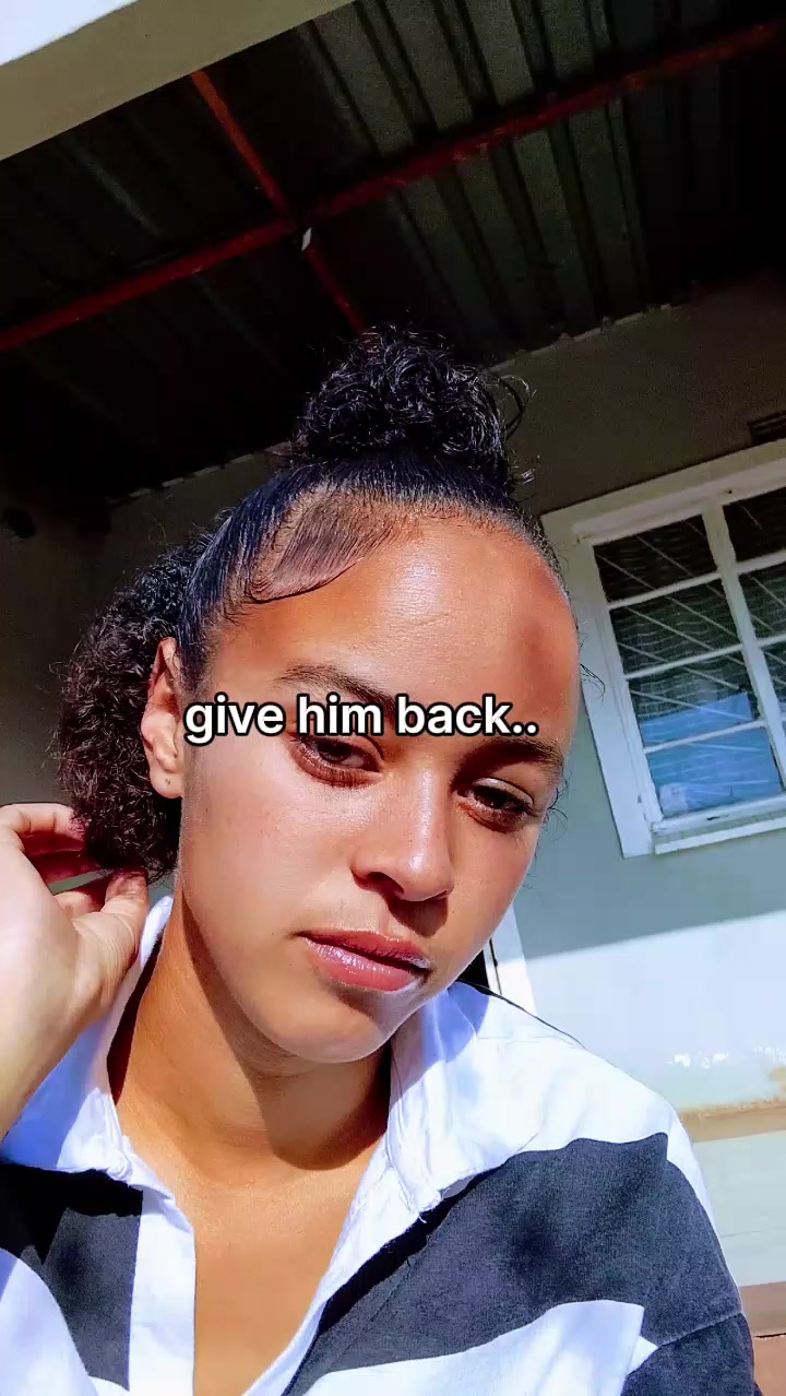 @KiraGirl 👅.