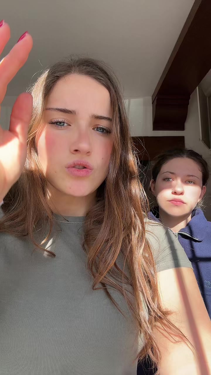 @agustina.bono