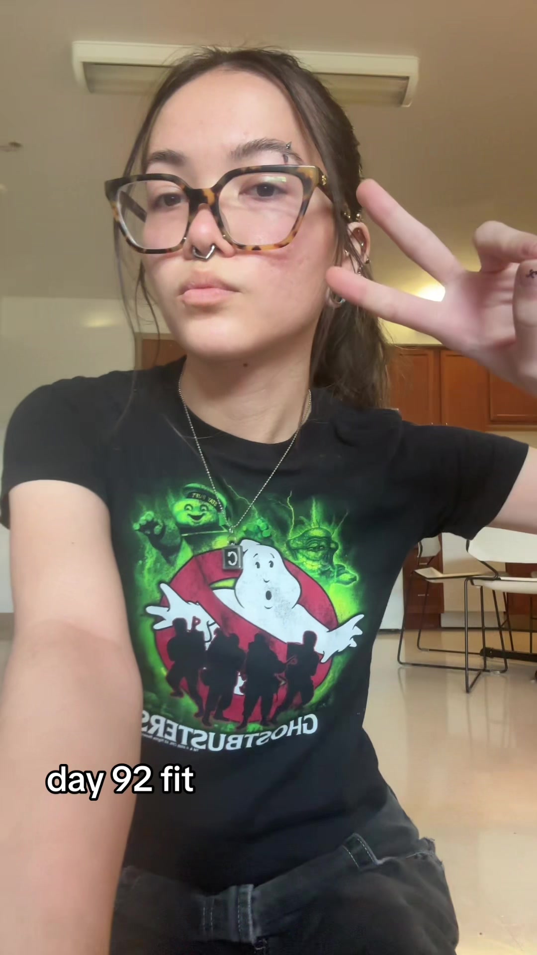 @😋