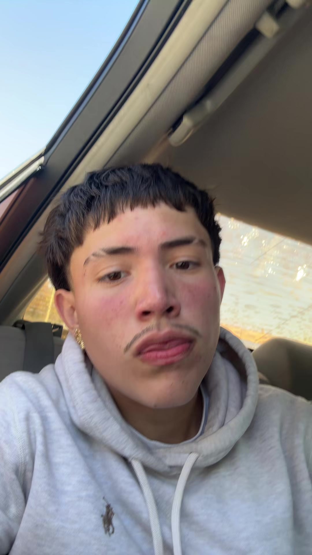 @chinobo2200