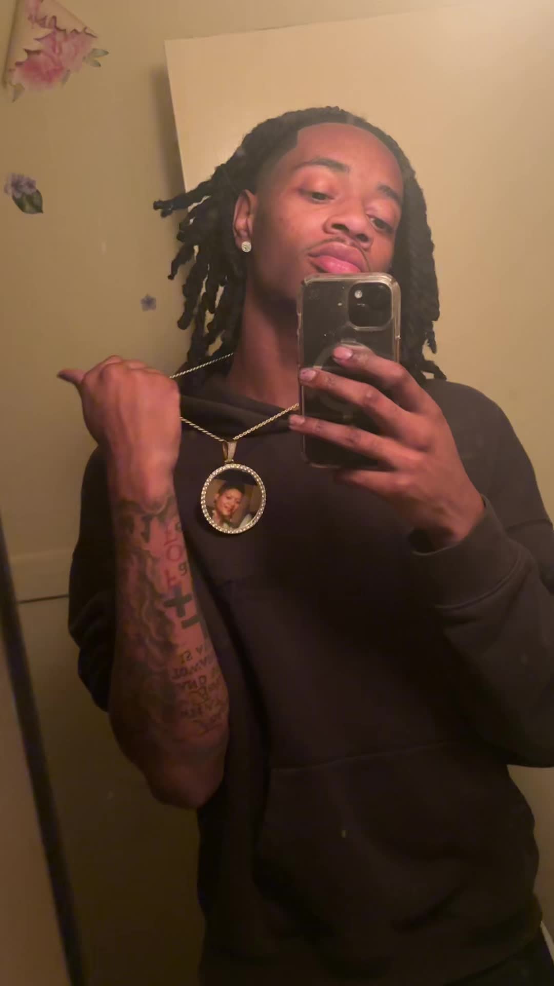@Tj