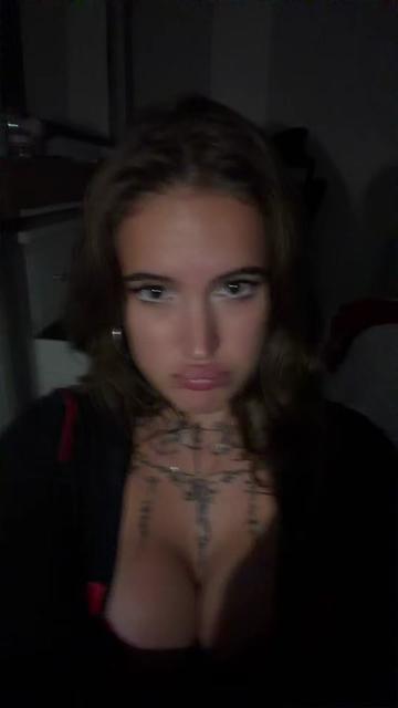 @Ivyy <3