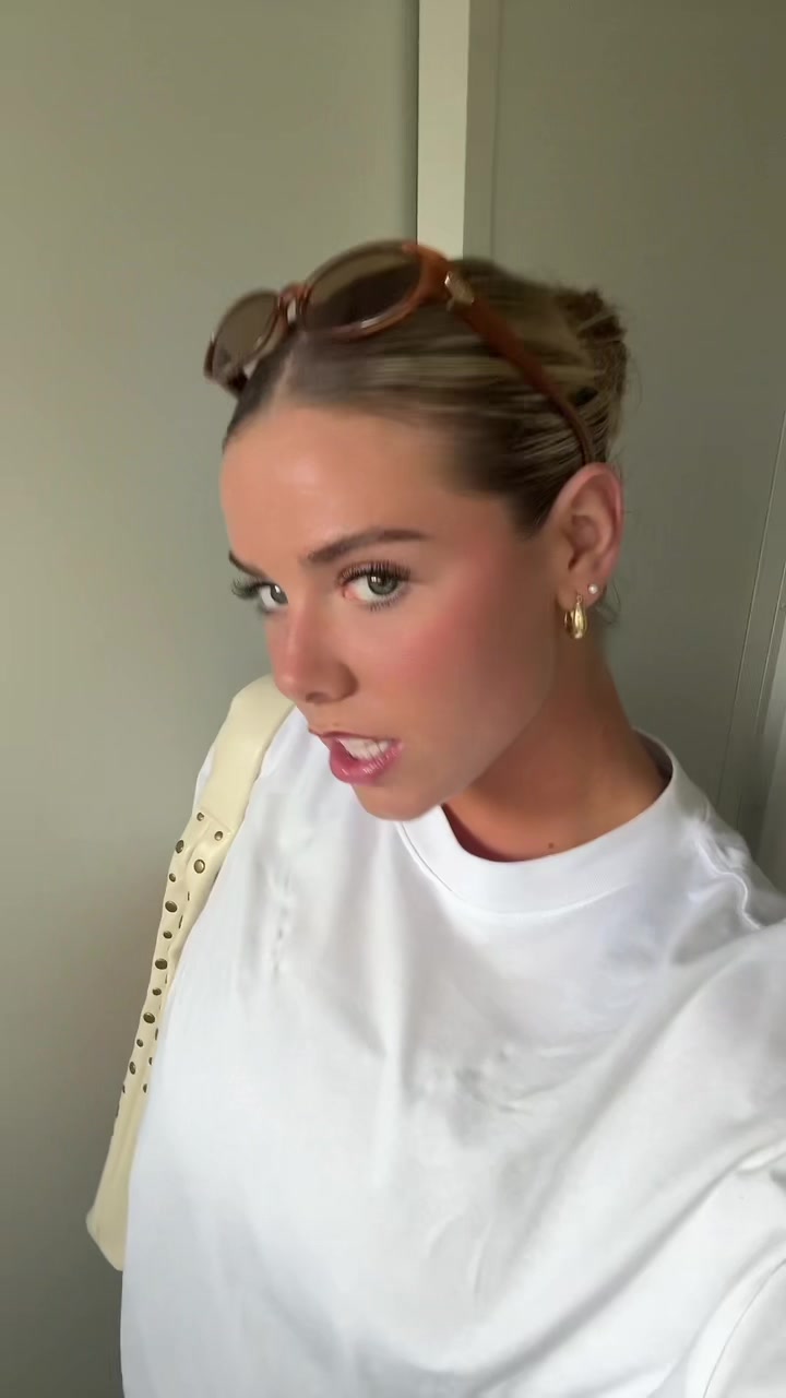 @Niamhy