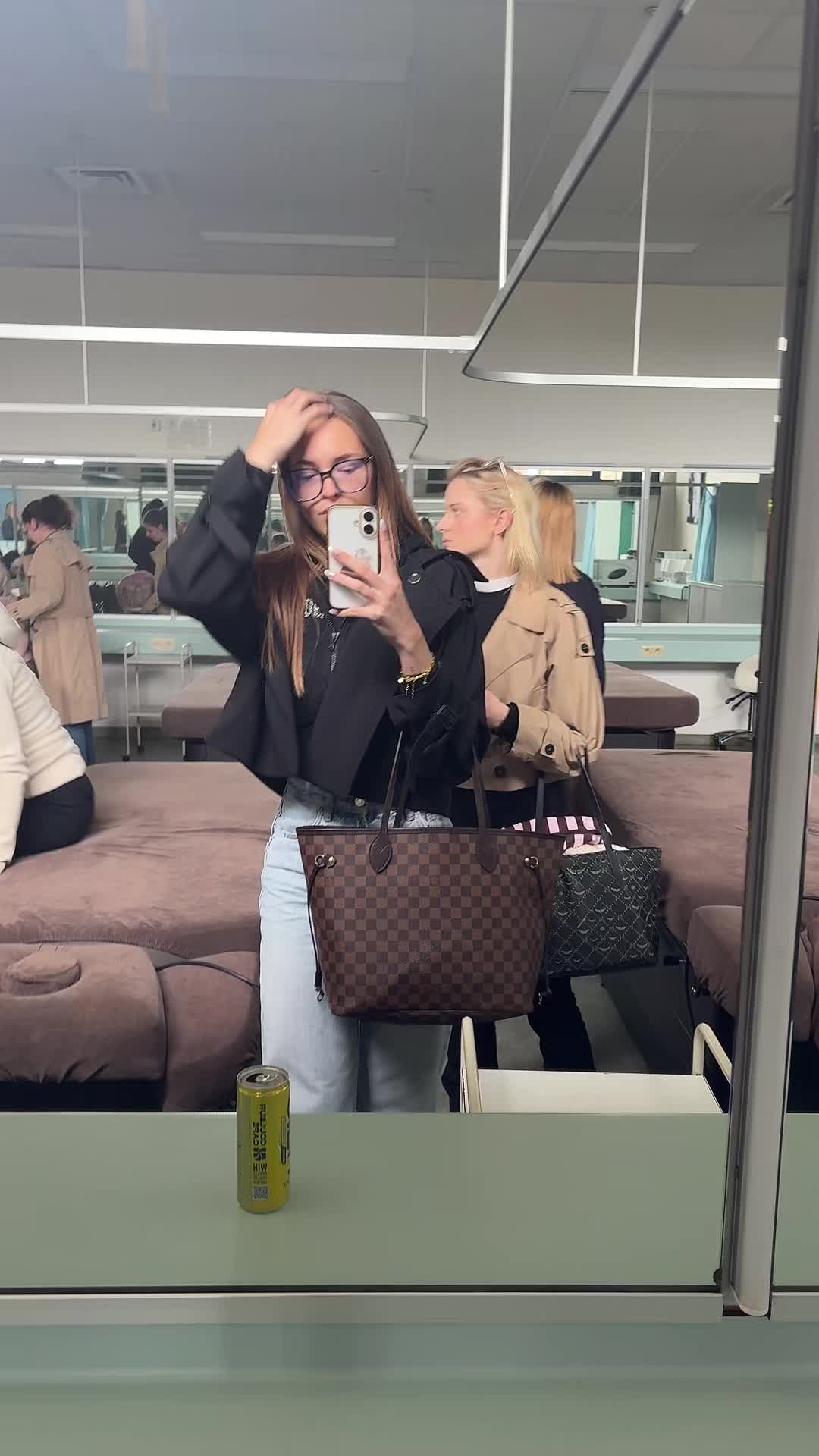 @Amélieke