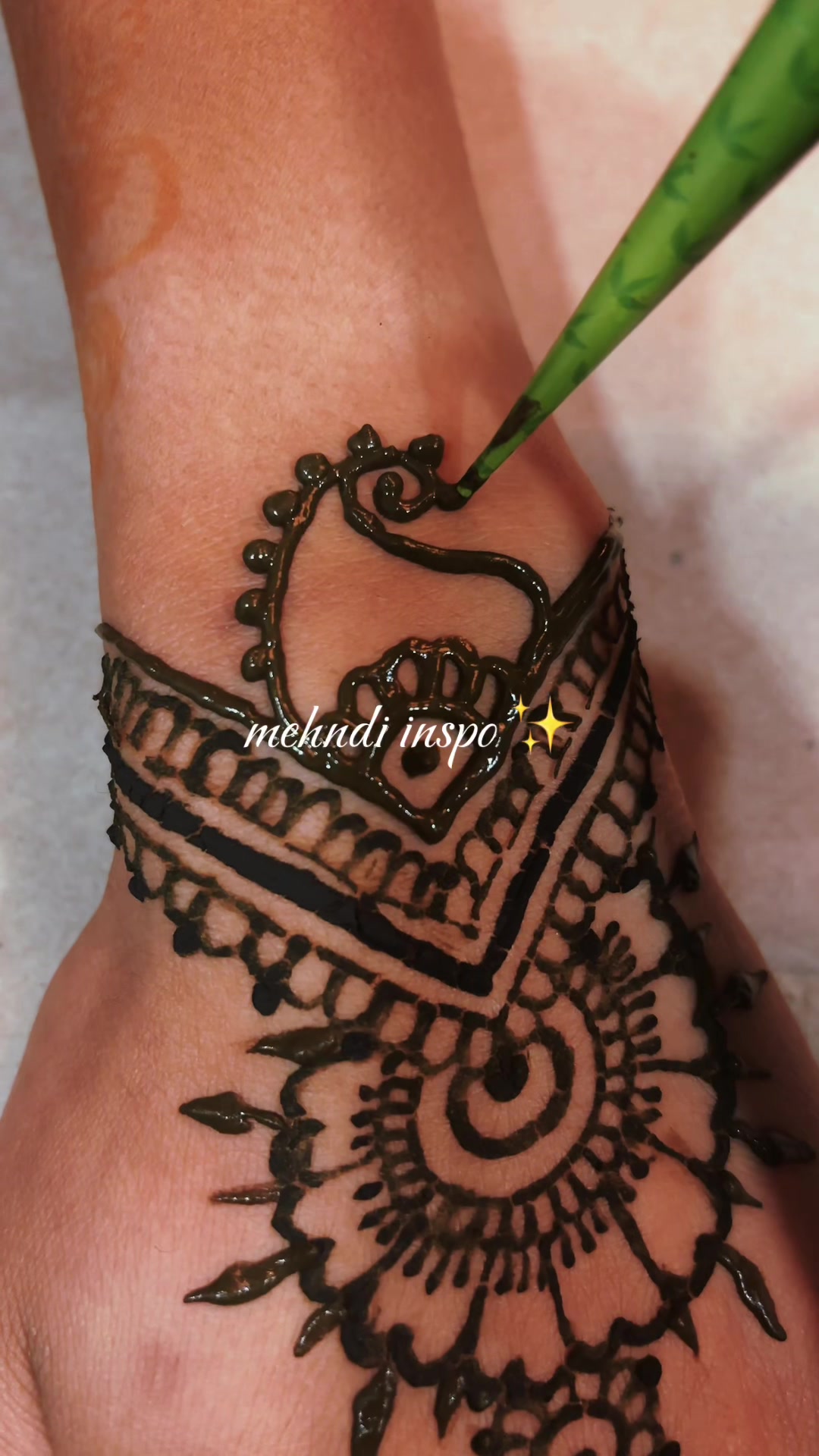 @badindiangirl🧚🏼♀️✨🪴🧵🍨🐈