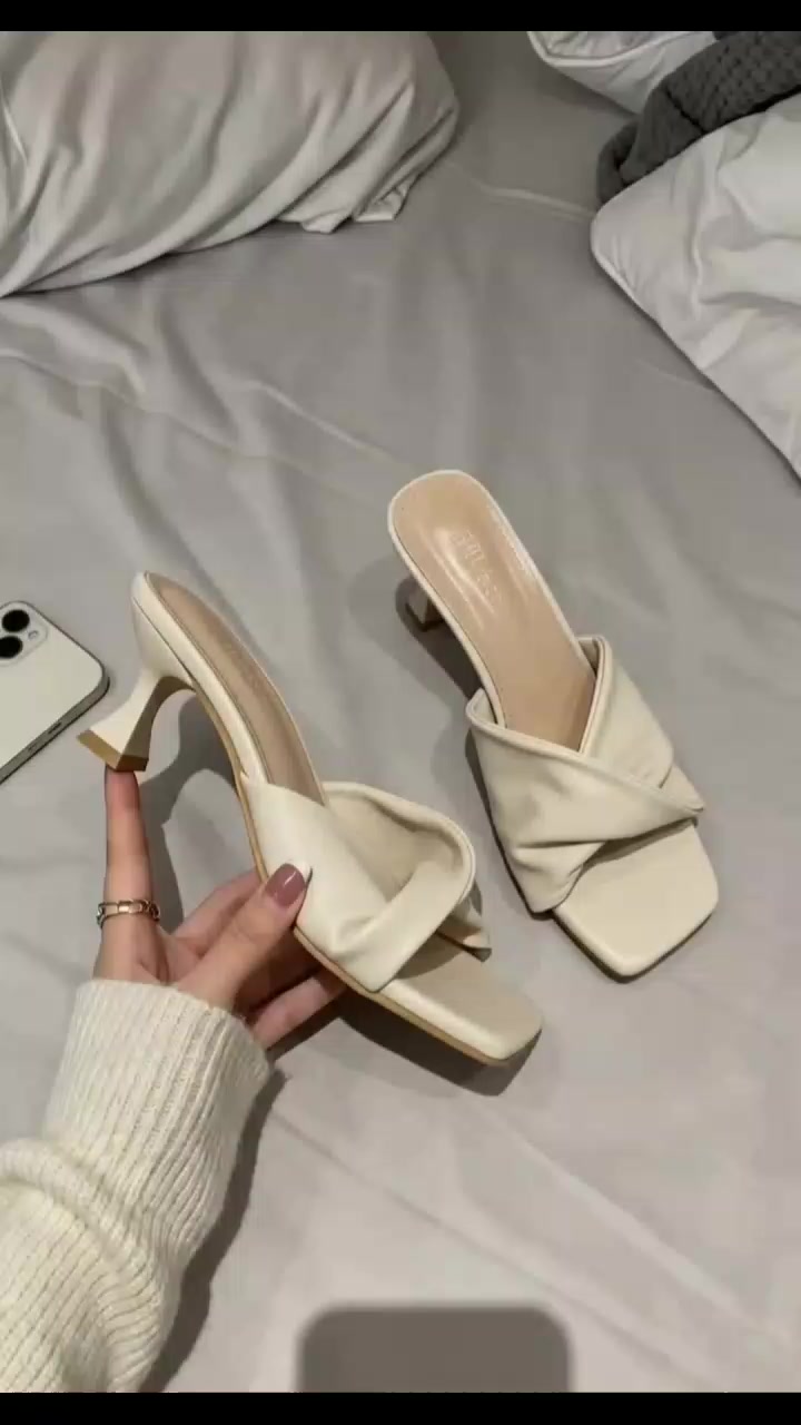 @ɱooɳᥫ᭡