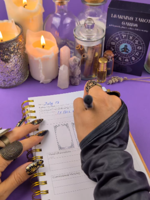 @Witchy Cauldron Tarot