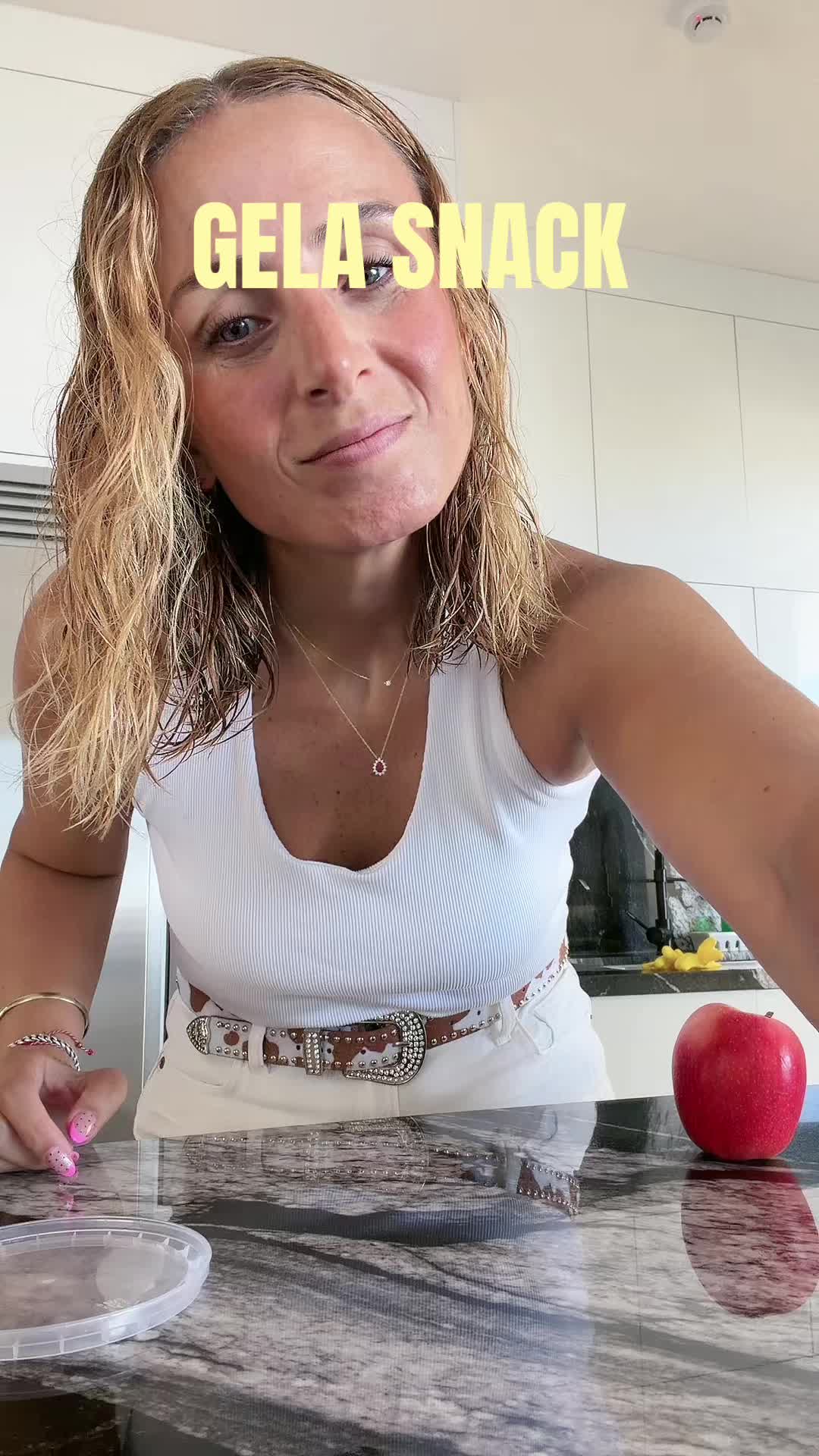 @soysuzelle