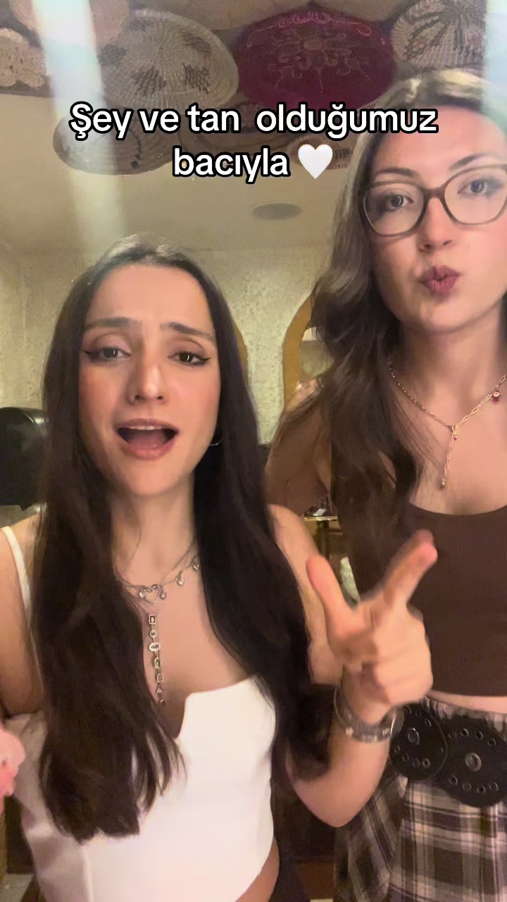 @Dilara Deniz