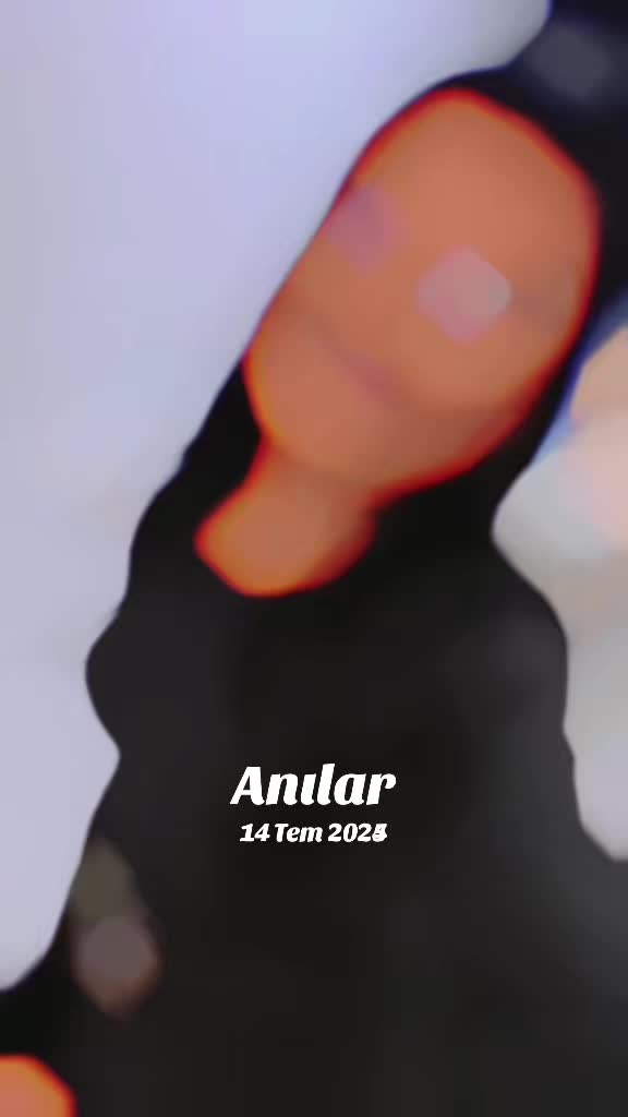 @𝓜.