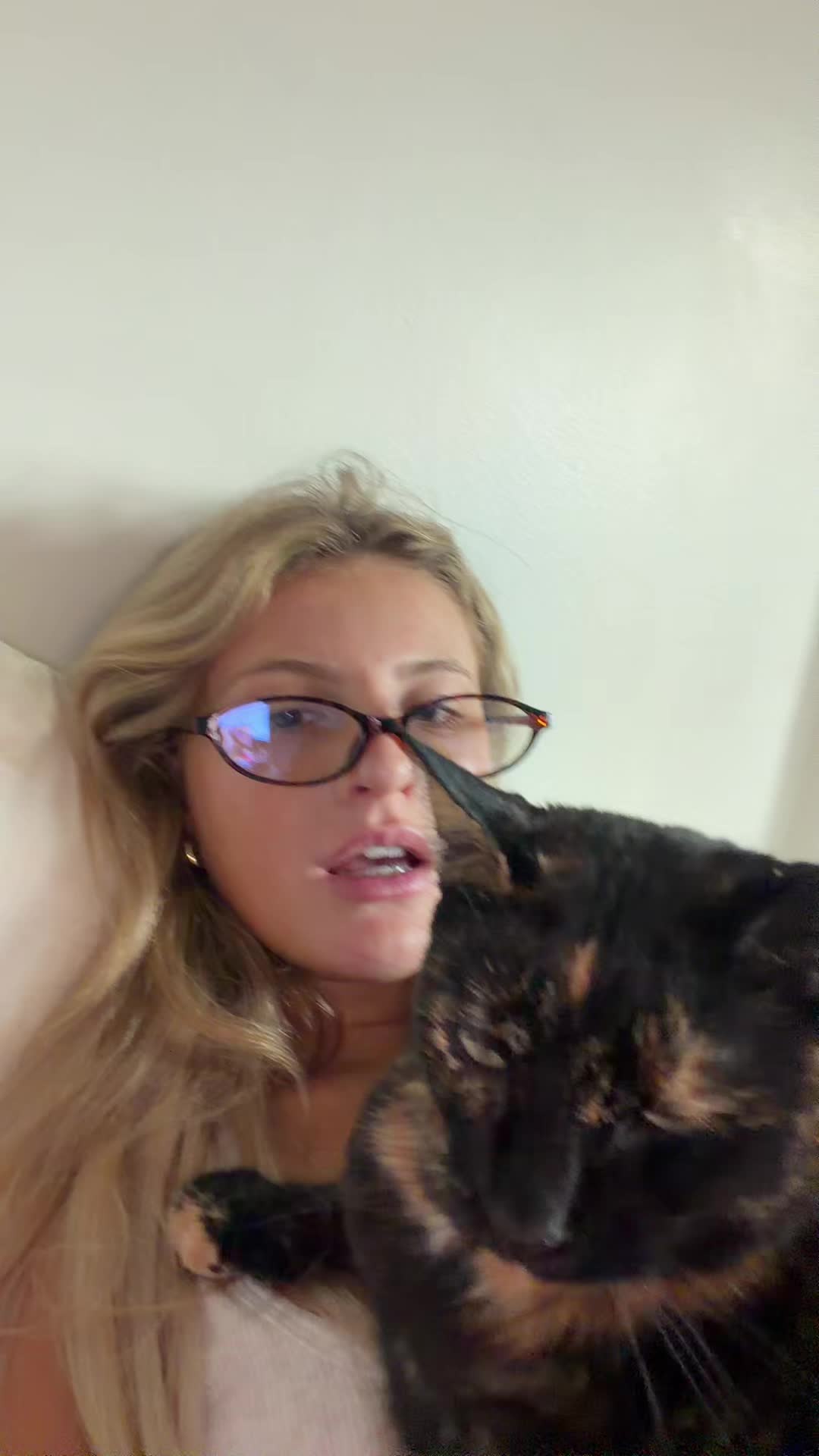 @notyouraverageblonde