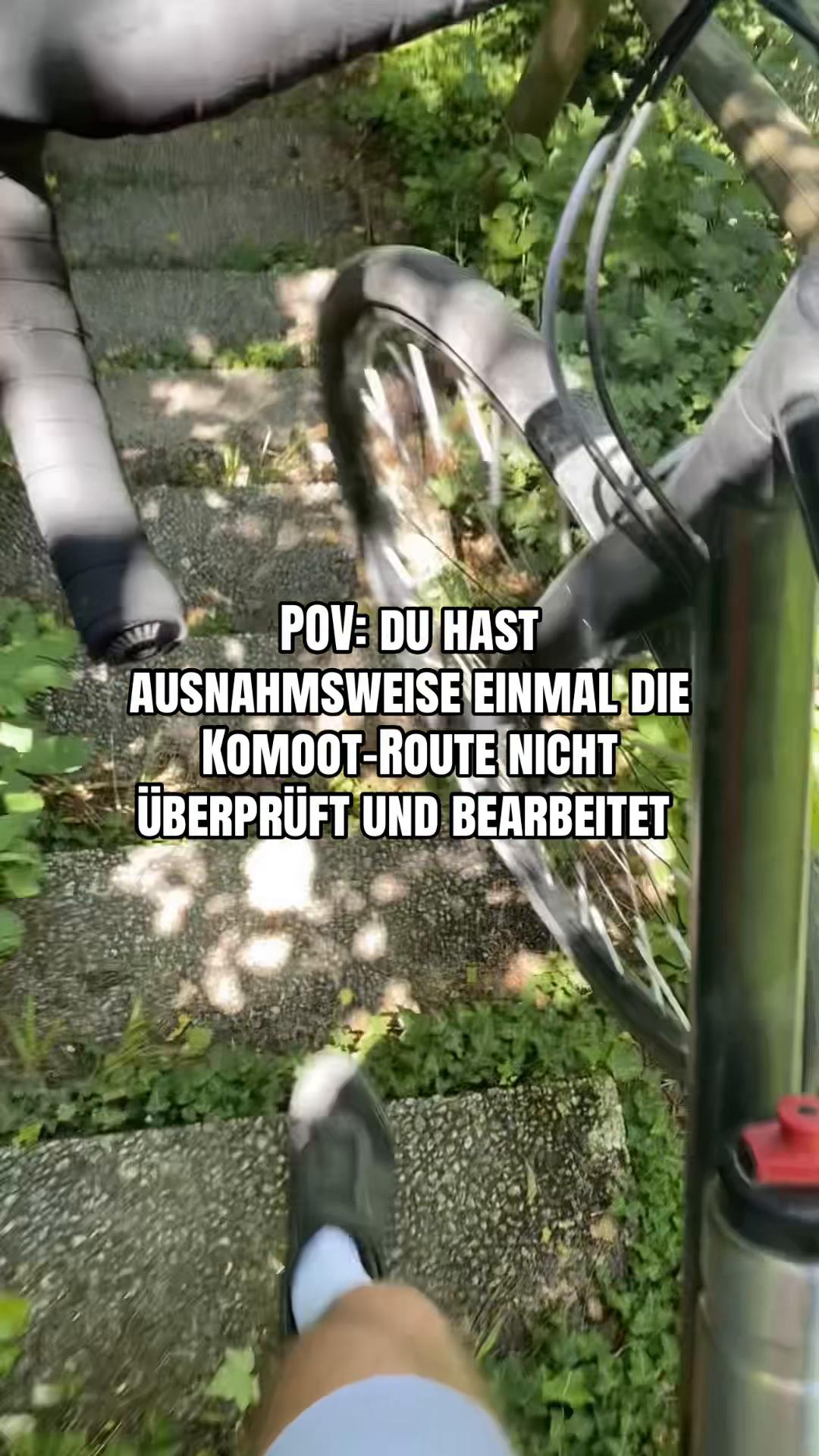 @Alter Mann mit Bike