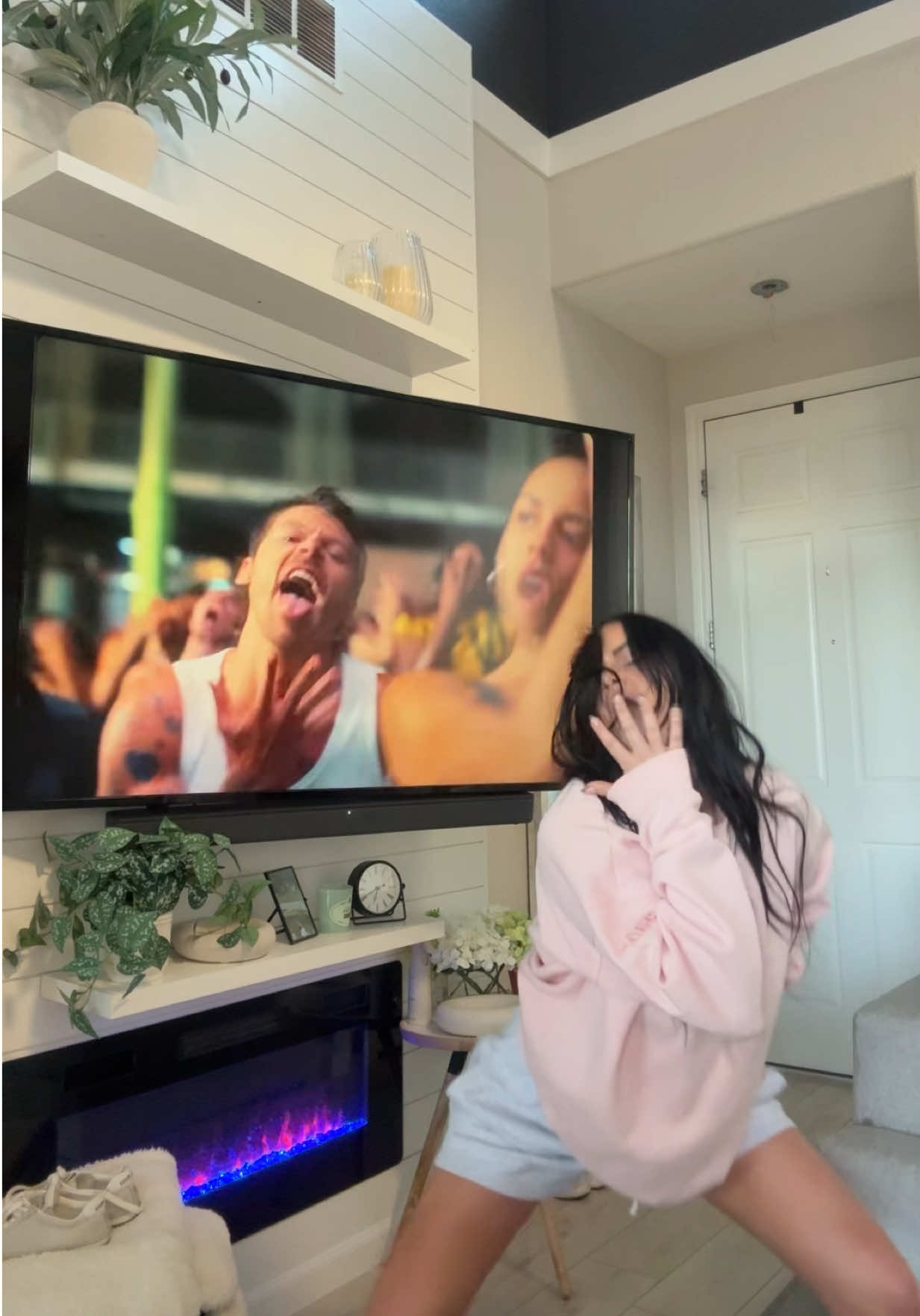 @kristyn hoffman 🫧