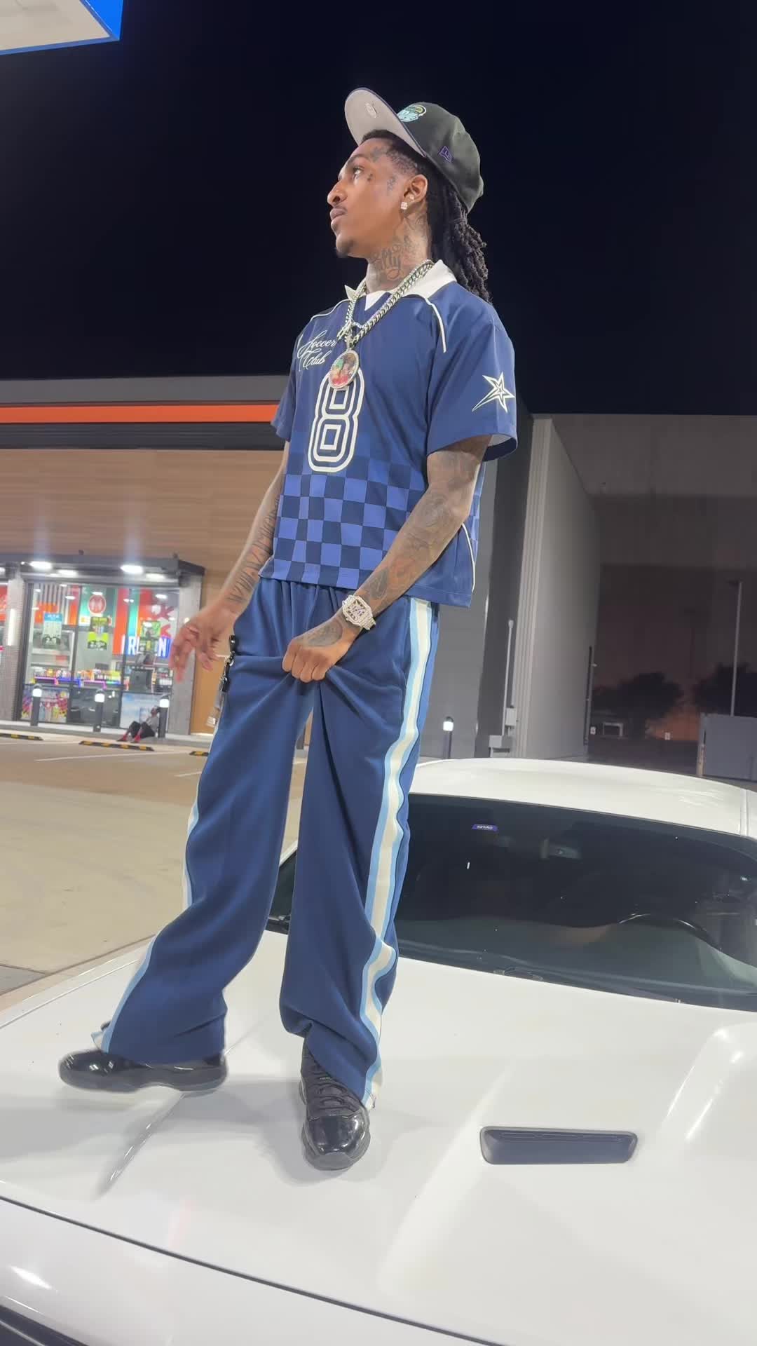 @Poohthedon