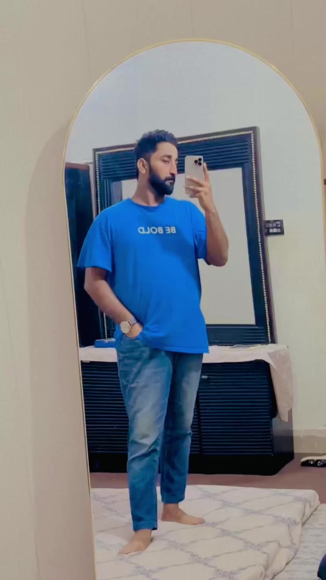 @RamZu...💸