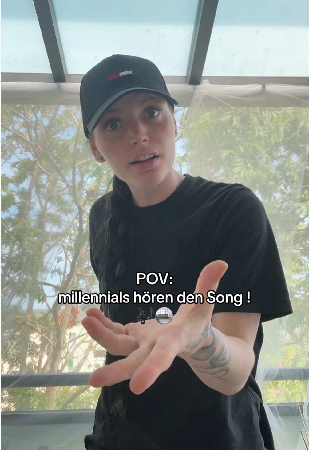 @ʜᴏɴᴇꜱᴛʏ
