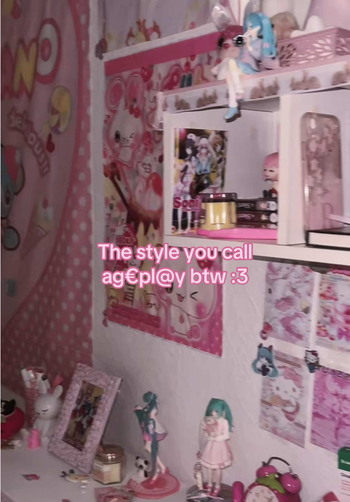 @(>_<“)