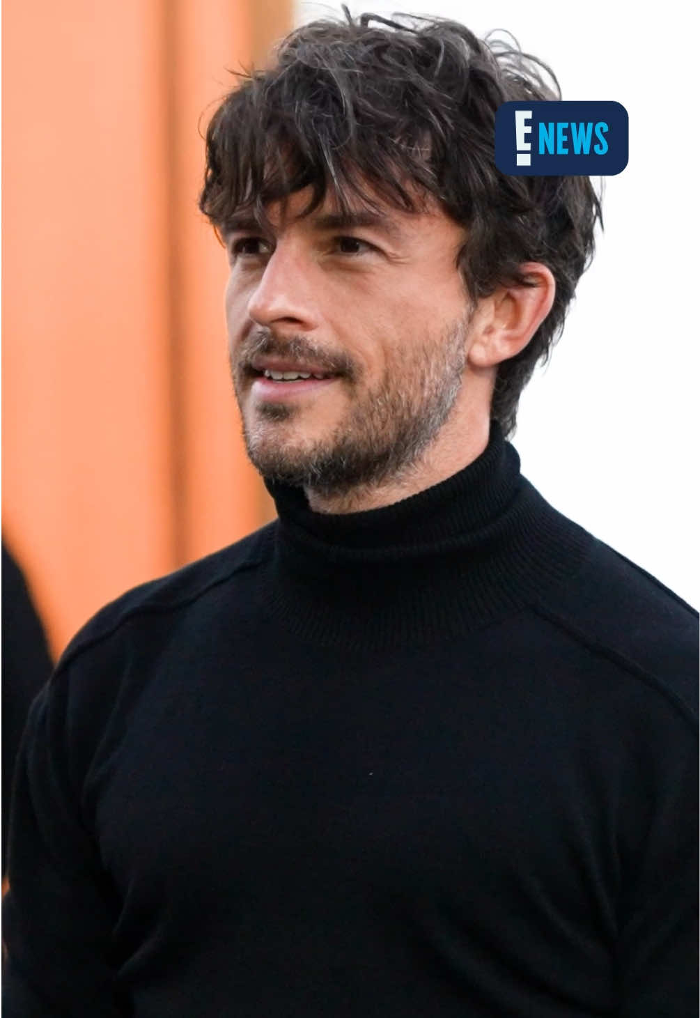 @E! News