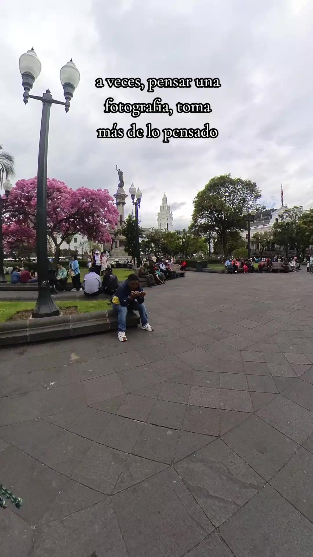 @D.León