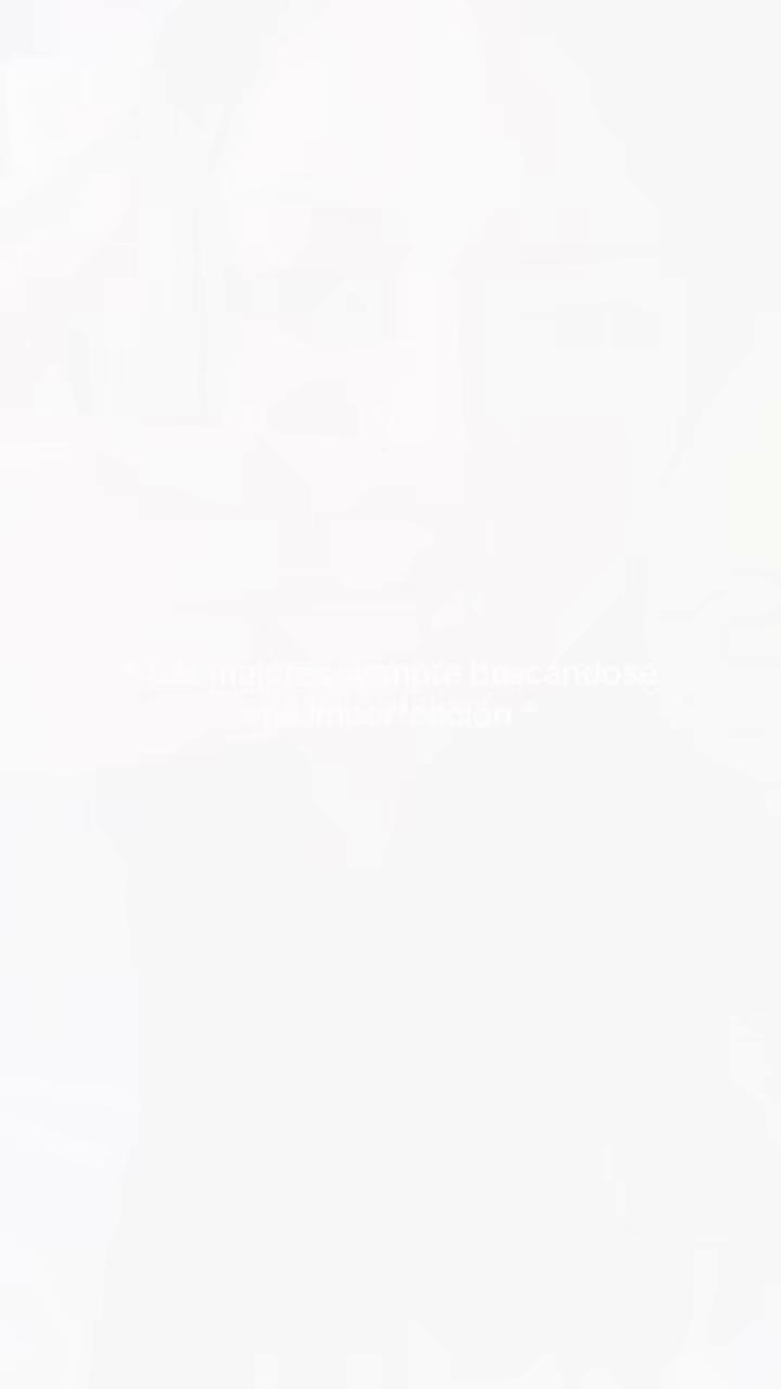 @𝒜𝓃𝓉𝑜𝓃𝑒𝓁𝓁𝒶