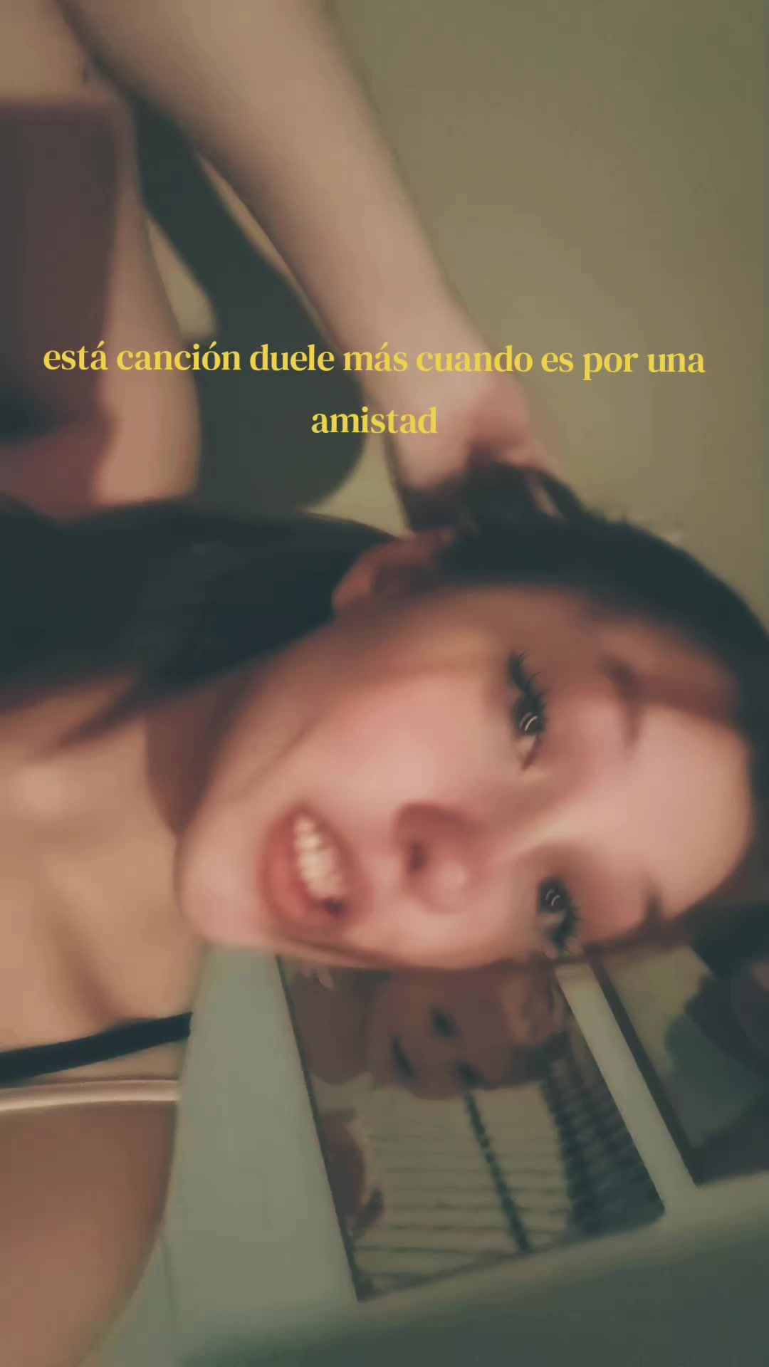 @abriljacquet