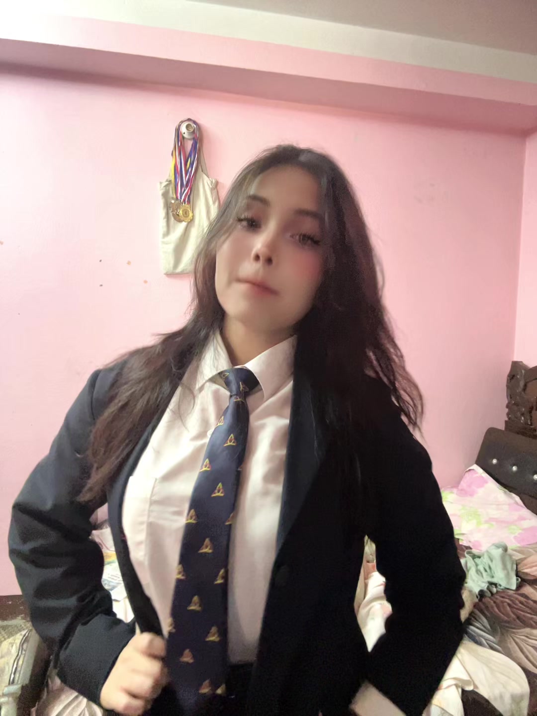 @evaaaaa6144
