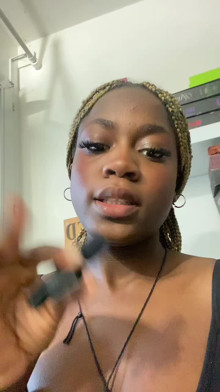 @B’