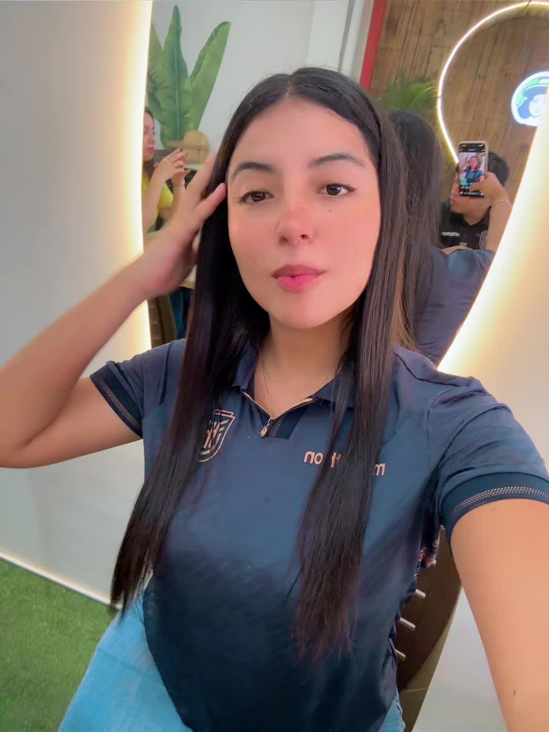 @Xiomara
