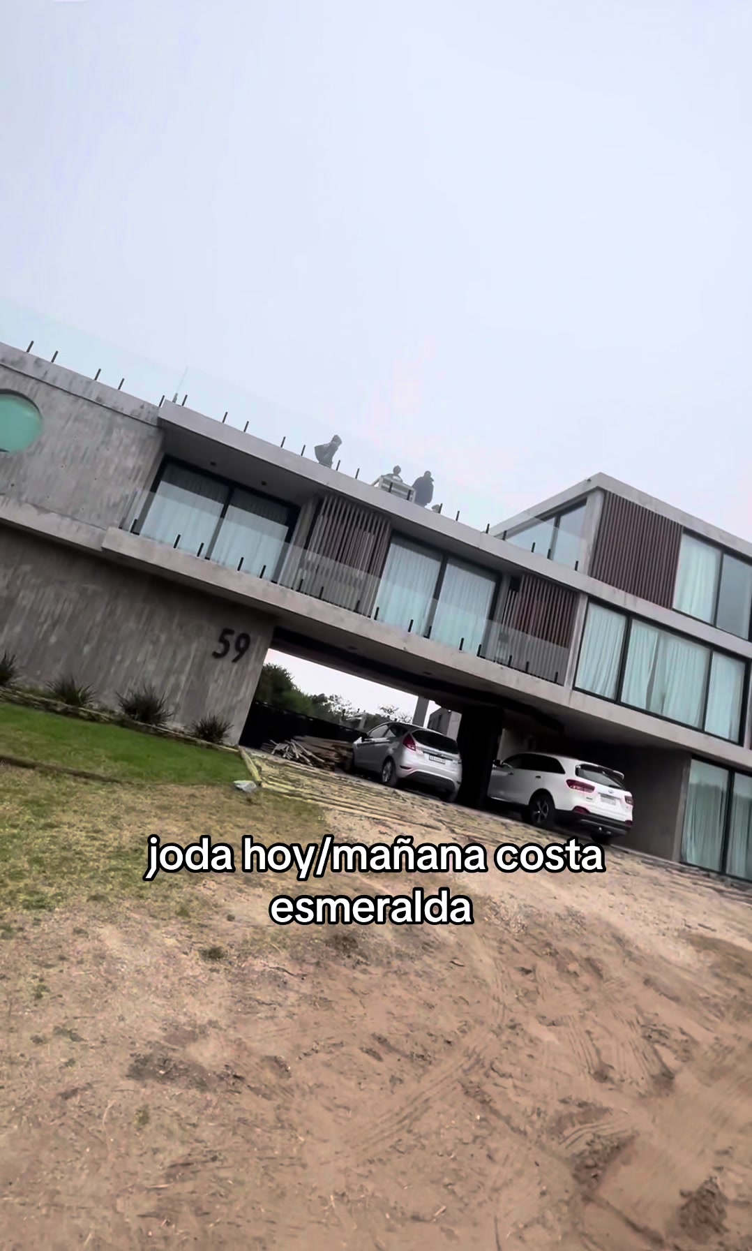 @cam.busto