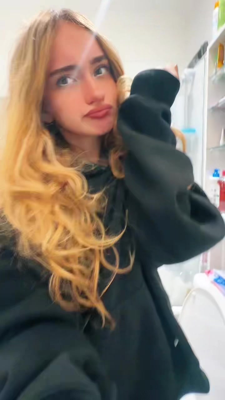 @girlwhosgotitgoingon