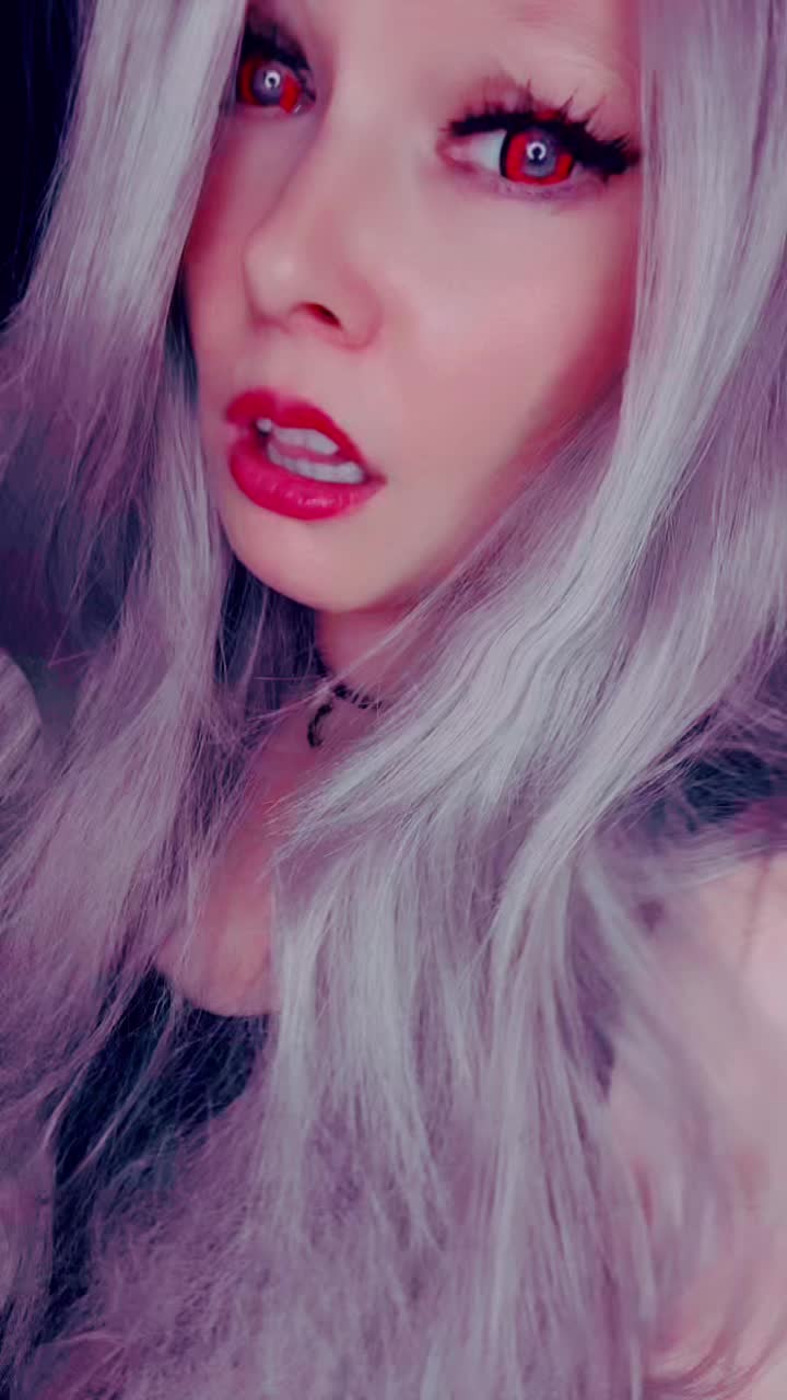 @MrsPuckiii 😈