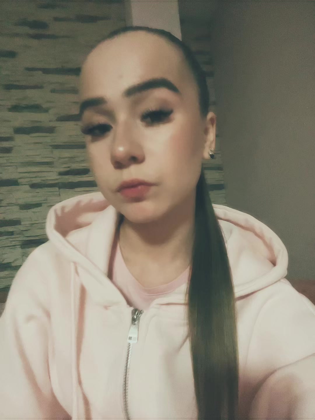 @➷︎